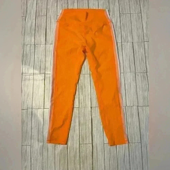 *Not
For sale* Wilo The Label Leggings - Picture 1 of 3